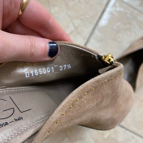 AGL Suede Zip Pointed Toe Studded Slides - Picture 6 of 6